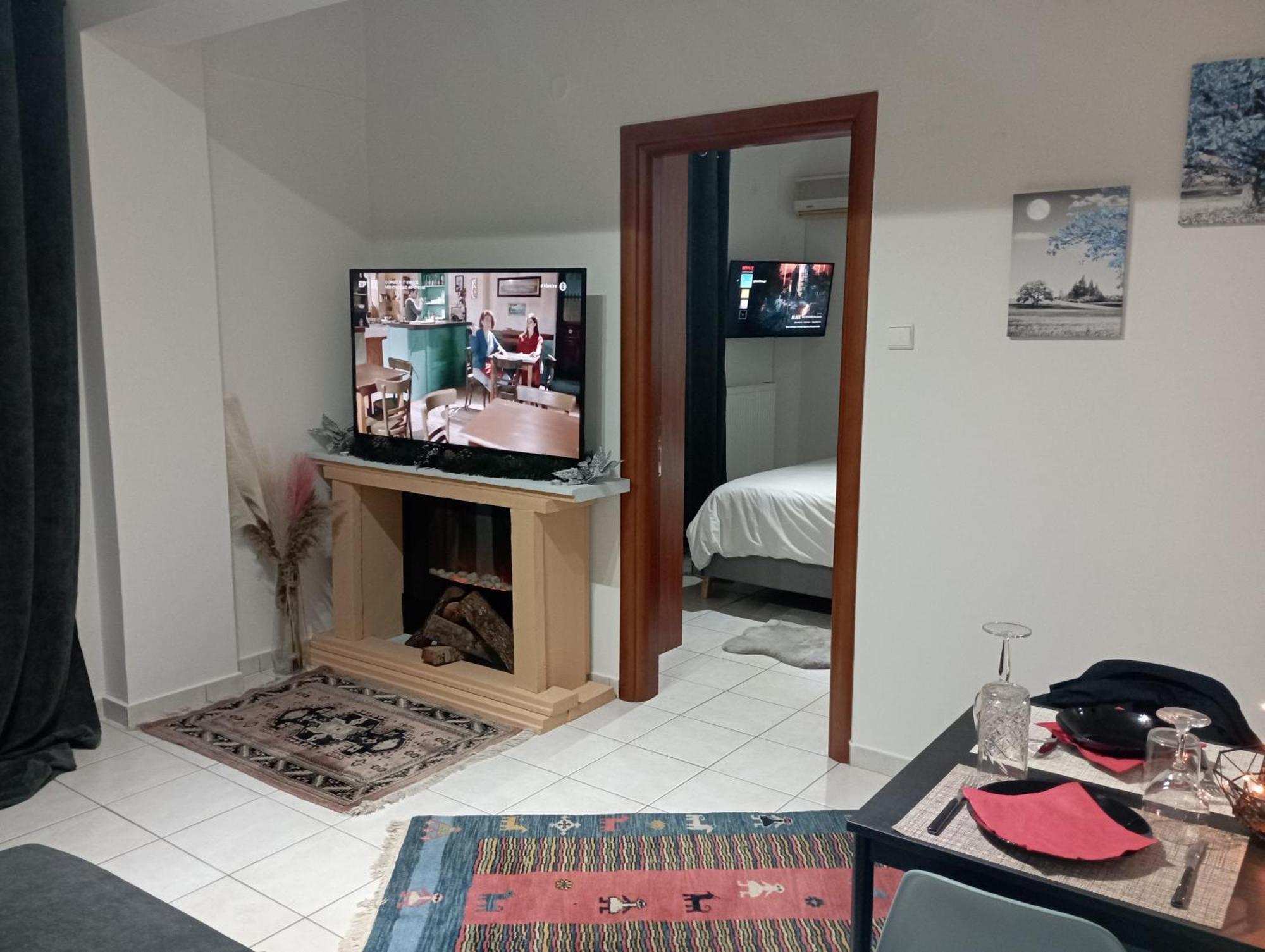Gk Suites-Constantin View , Auto Check-In 24H Larissa Exterior photo