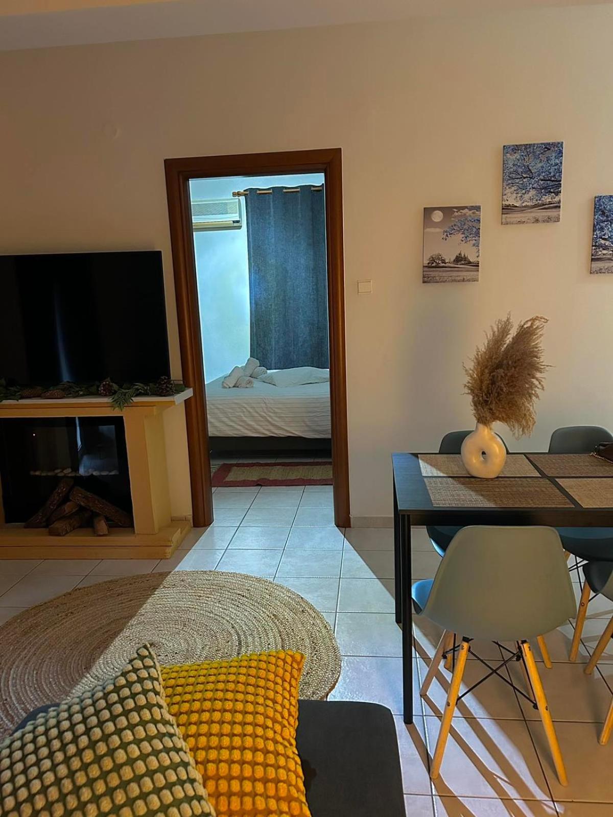 Gk Suites-Constantin View , Auto Check-In 24H Larissa Exterior photo